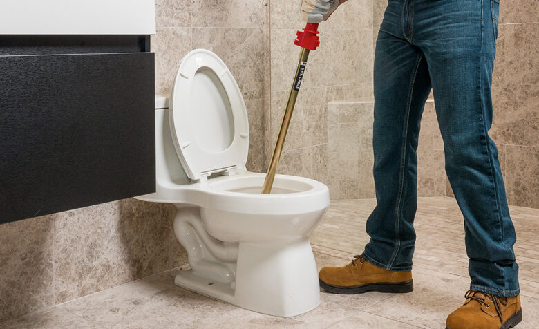 How to unclog your toilet in 5 easy steps